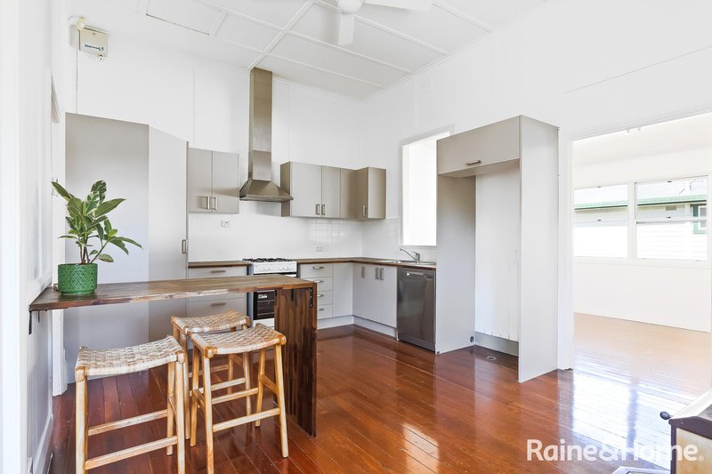 Photo - 18 Webster Street, South Lismore NSW 2480 - Image 4