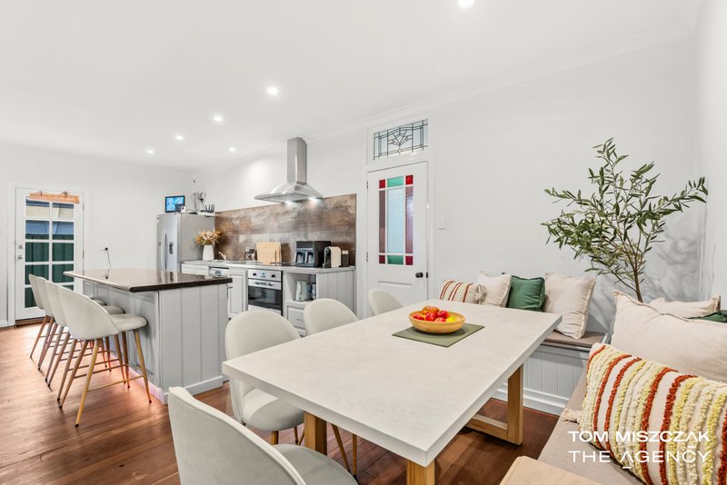 Photo - 18 Wellington Street, Queens Park WA 6107 - Image 10