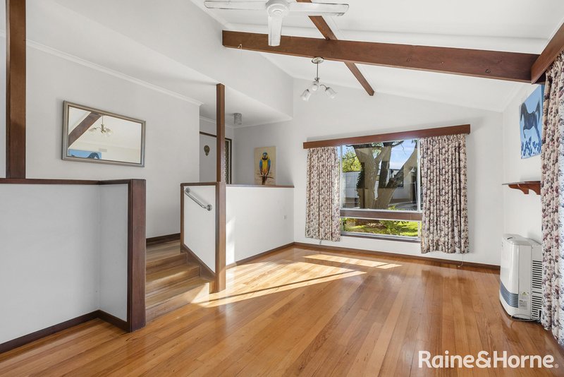 Photo - 18 Welsh Street, Kyneton VIC 3444 - Image 13