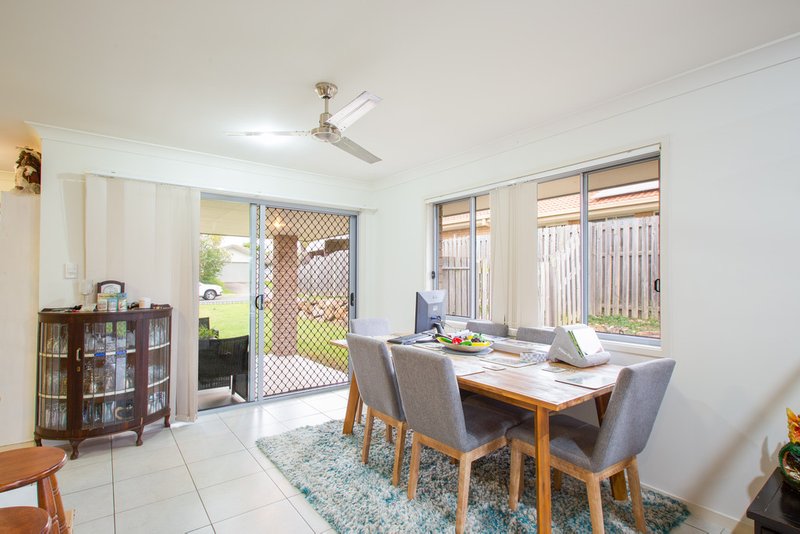 Photo - 18 Westminster Crescent, Raceview QLD 4305 - Image 3