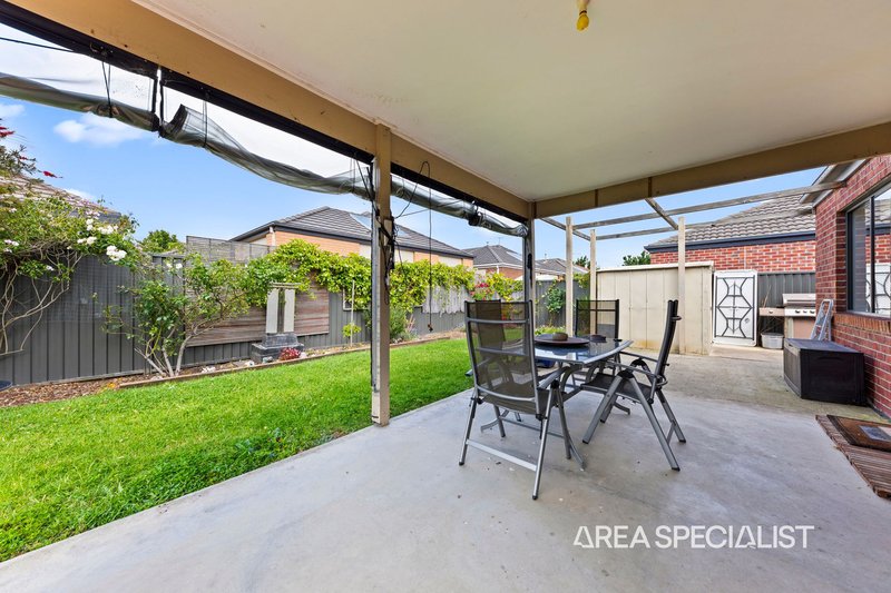 Photo - 18 Westwood Grove, Pakenham VIC 3810 - Image 24