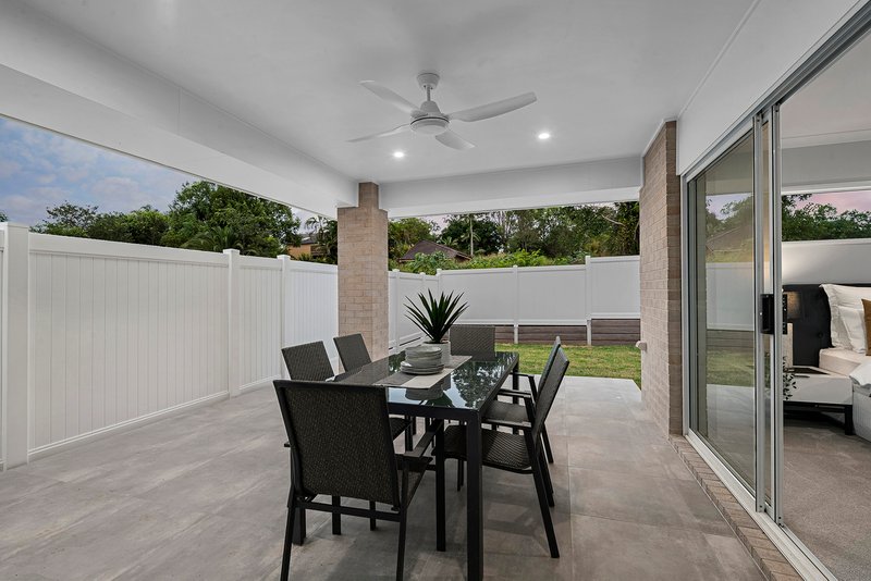 Photo - 18 Wildflower Place, Bridgeman Downs QLD 4035 - Image 15