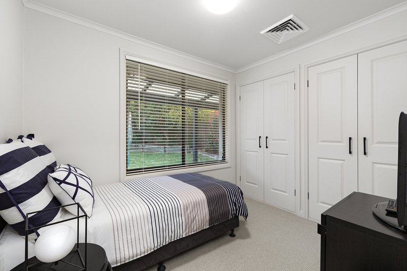 Photo - 18 Wilkie King Ave , Saratoga NSW 2251 - Image 11