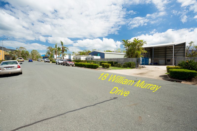 Photo - 18 William Murray Drive, Cannonvale QLD 4802 - Image 3