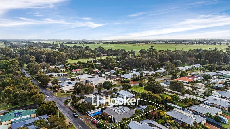 Photo - 18 William Street, Boyanup WA 6237 - Image 5