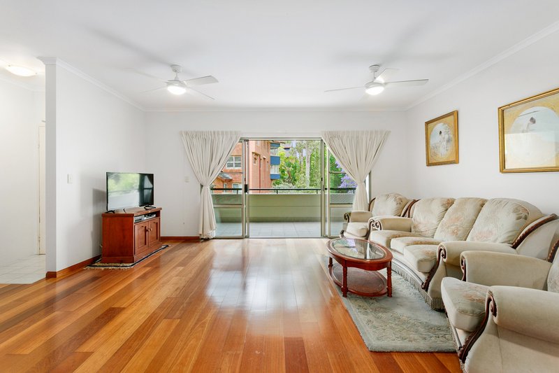 Photo - 1/8 Williams Parade, Dulwich Hill NSW 2203 - Image 2