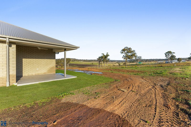 Photo - 18 Willis Road, Meringandan West QLD 4352 - Image 9