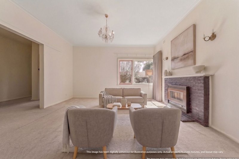 Photo - 18 Winbourne Road, Mount Waverley VIC 3149 - Image 4