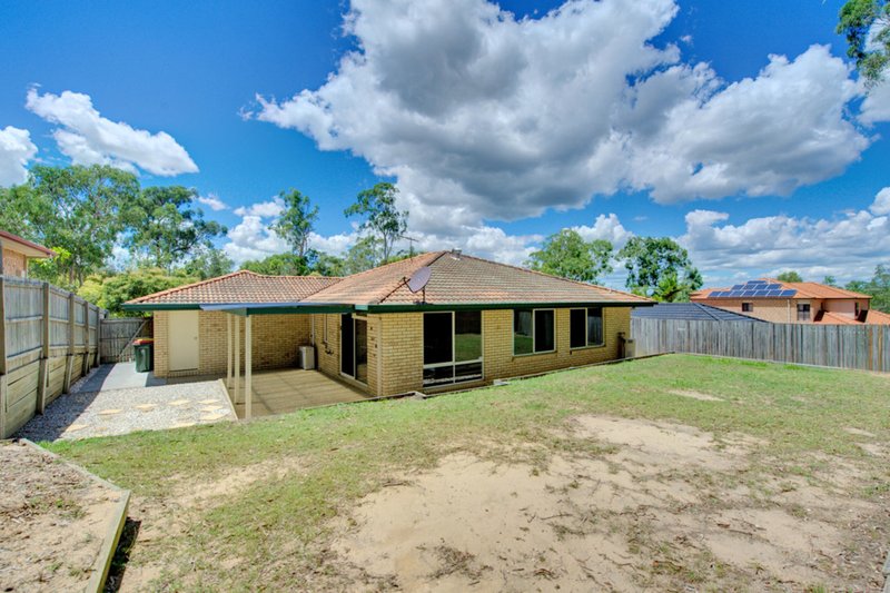 Photo - 18 Windsor Place, Forest Lake QLD 4078 - Image 2