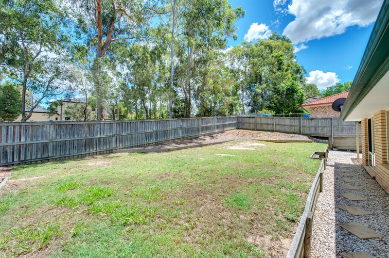 Photo - 18 Windsor Place, Forest Lake QLD 4078 - Image 15