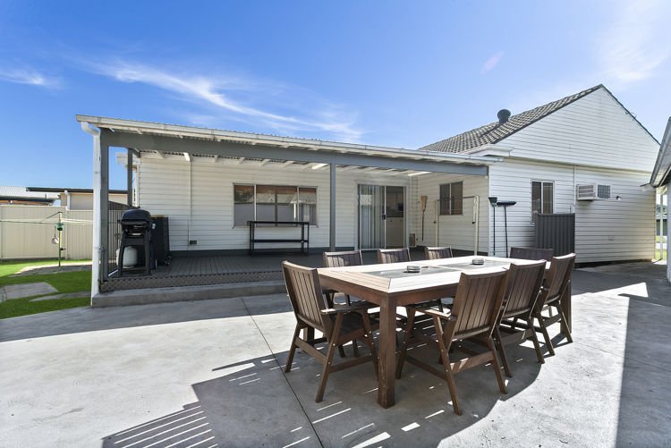 Photo - 18 Winston Avenue, Guildford NSW 2161 - Image 9