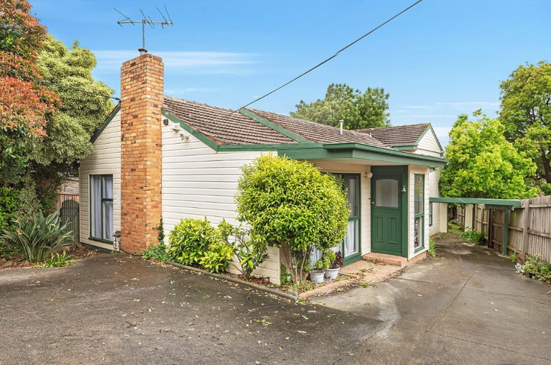 Photo - 18 Winton Street, Burwood VIC 3125 - Image 1