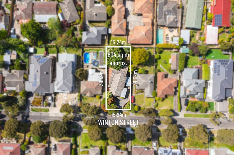 Photo - 18 Winton Street, Burwood VIC 3125 - Image 2