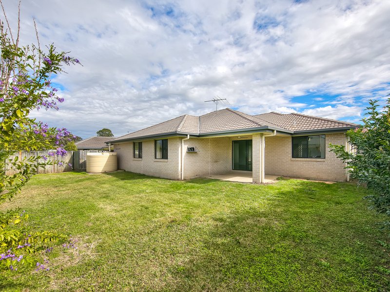 Photo - 18 Woodfern Drive, Upper Caboolture QLD 4510 - Image 4