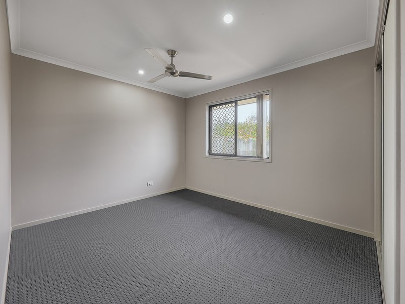 Photo - 18 Woodfern Drive, Upper Caboolture QLD 4510 - Image 11