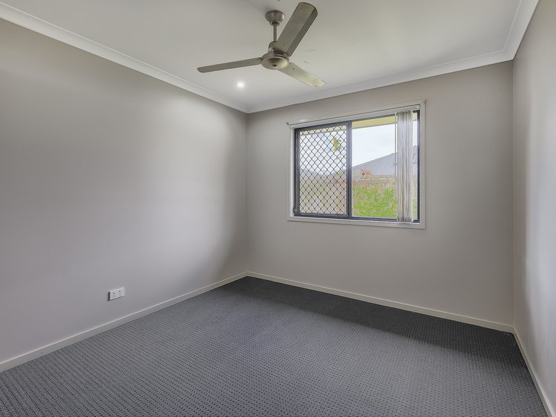 Photo - 18 Woodfern Drive, Upper Caboolture QLD 4510 - Image 14