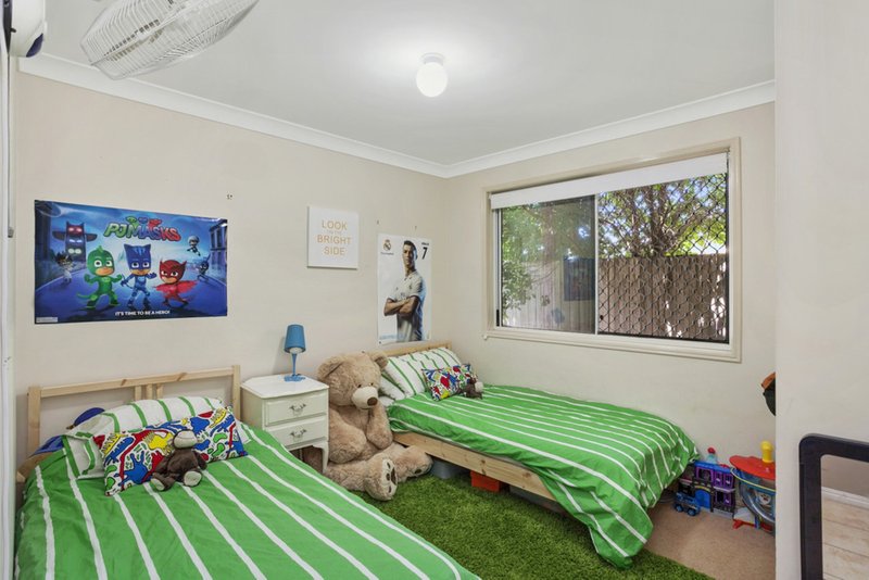 Photo - 18 Woodland Street, Rothwell QLD 4022 - Image 11