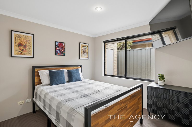 Photo - 18 Wooleen Parkway, Beeliar WA 6164 - Image 4