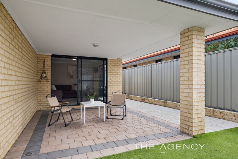 Photo - 18 Wooleen Parkway, Beeliar WA 6164 - Image 14