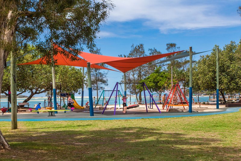 Photo - 18 Wrigley Street, Maroochydore QLD 4558 - Image 4