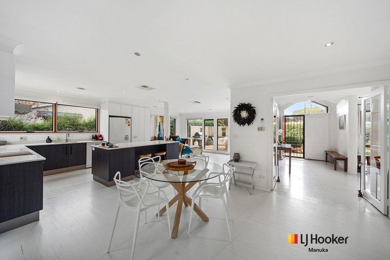 Photo - 18 Wylie Street, Narrabundah ACT 2604 - Image 1
