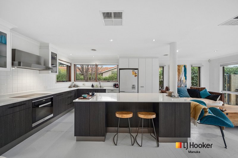 Photo - 18 Wylie Street, Narrabundah ACT 2604 - Image 3