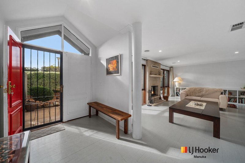 Photo - 18 Wylie Street, Narrabundah ACT 2604 - Image 9