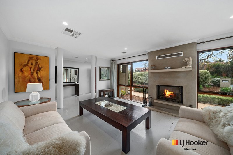 Photo - 18 Wylie Street, Narrabundah ACT 2604 - Image 10