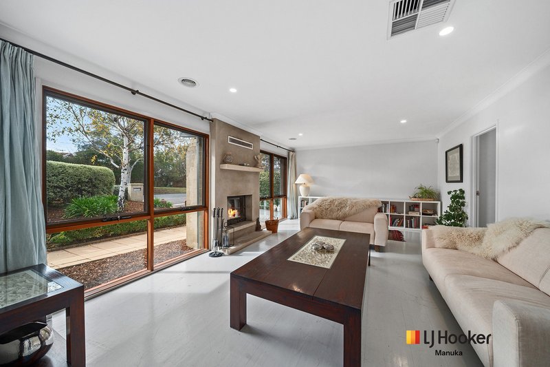 Photo - 18 Wylie Street, Narrabundah ACT 2604 - Image 11