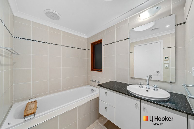 Photo - 18 Wylie Street, Narrabundah ACT 2604 - Image 16