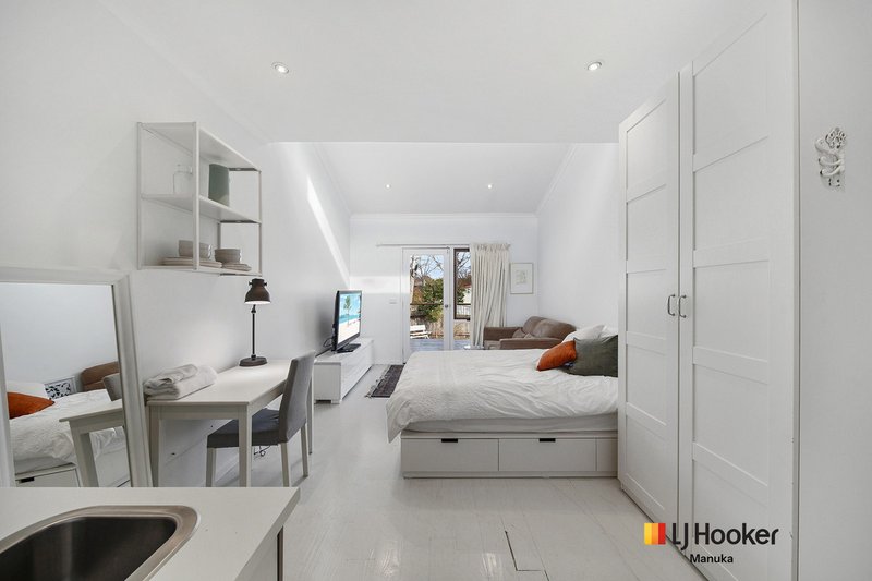 Photo - 18 Wylie Street, Narrabundah ACT 2604 - Image 24