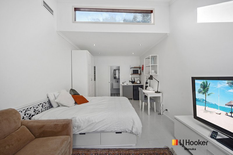 Photo - 18 Wylie Street, Narrabundah ACT 2604 - Image 25