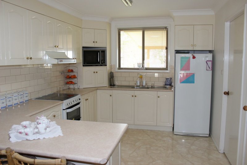 Photo - 18 Yangoora Street, Tamworth NSW 2340 - Image 6