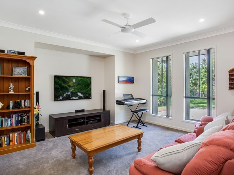 Photo - 1/8 Yarraman Place, Tallebudgera Valley QLD 4228 - Image 7