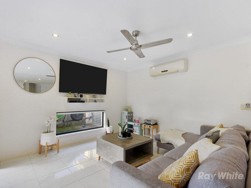 Photo - 18 Yarrow Circuit, Griffin QLD 4503 - Image 2