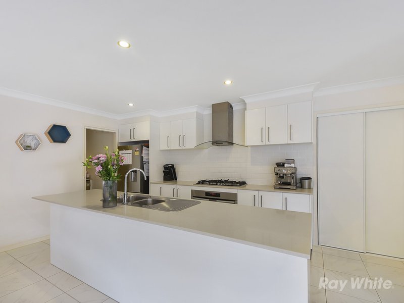 Photo - 18 Yarrow Circuit, Griffin QLD 4503 - Image 4