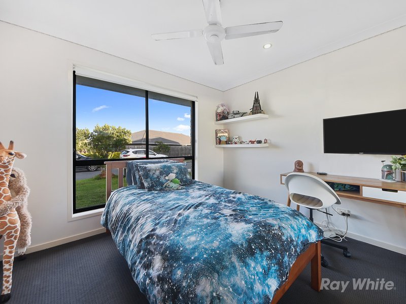 Photo - 18 Yarrow Circuit, Griffin QLD 4503 - Image 9