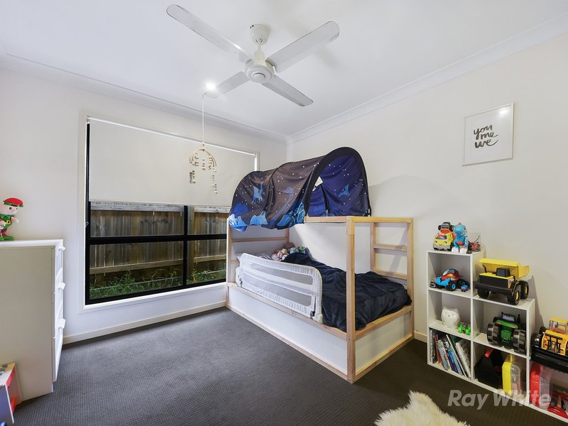 Photo - 18 Yarrow Circuit, Griffin QLD 4503 - Image 11