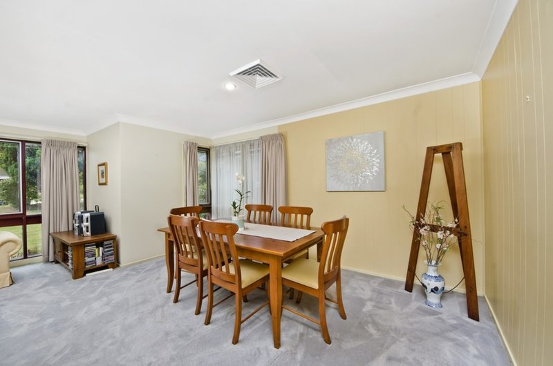 Photo - 18 Yawung Avenue, Baulkham Hills NSW 2153 - Image 6