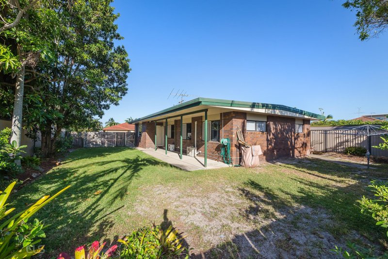 Photo - 18 Yeenda Avenue, Bellara QLD 4507 - Image 10