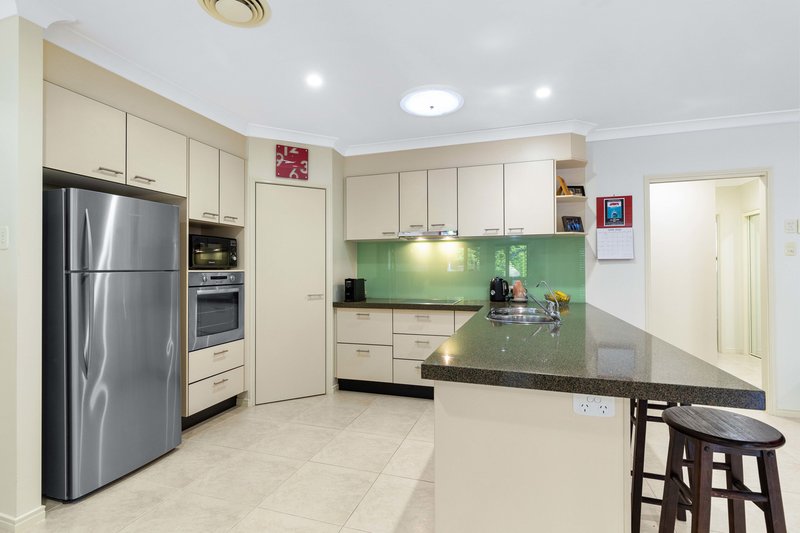 Photo - 18 Yellow Cedar Pl , Palmwoods QLD 4555 - Image 3