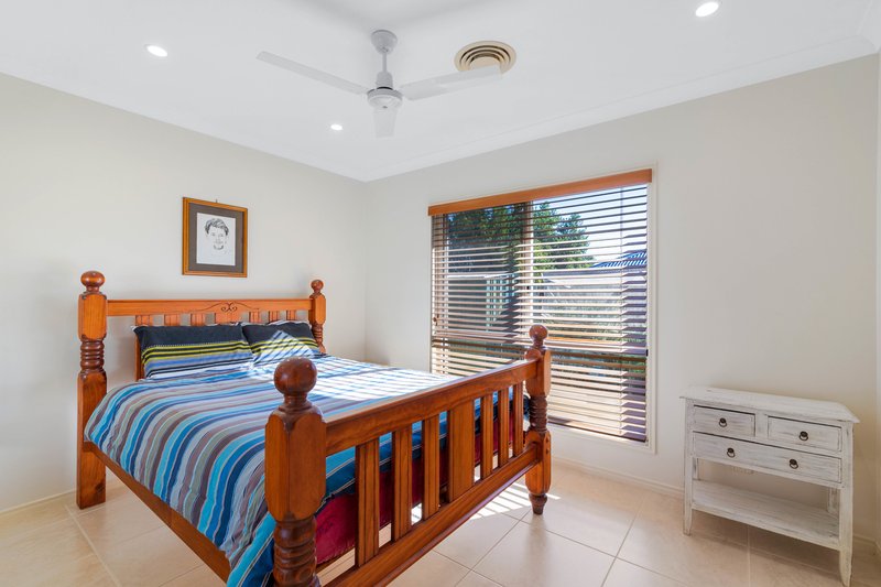 Photo - 18 Yellow Cedar Pl , Palmwoods QLD 4555 - Image 9