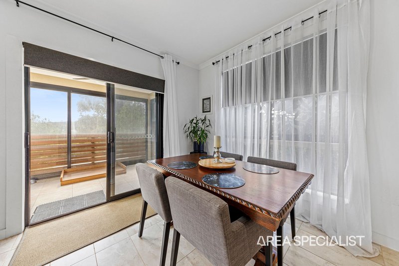 Photo - 18 Yellow Gum Drive, Pakenham VIC 3810 - Image 17