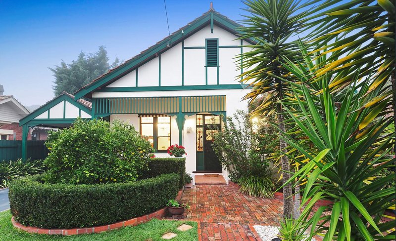 Photo - 18 Yendon Road, Carnegie VIC 3163 - Image 1