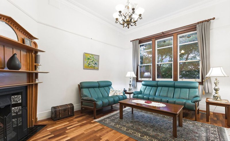 Photo - 18 Yendon Road, Carnegie VIC 3163 - Image 6