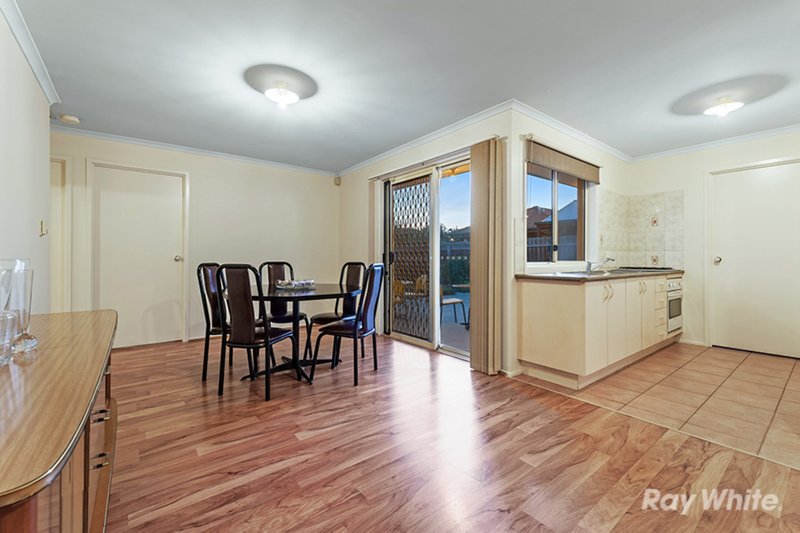 Photo - 18 Yiota Place, Sydenham VIC 3037 - Image 9