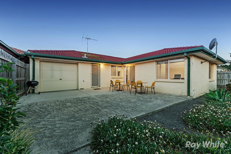 Photo - 18 Yiota Place, Sydenham VIC 3037 - Image 13