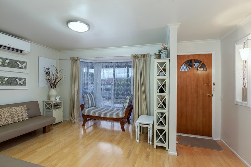 Photo - 18 Yolanta Court, Seabrook VIC 3028 - Image 3