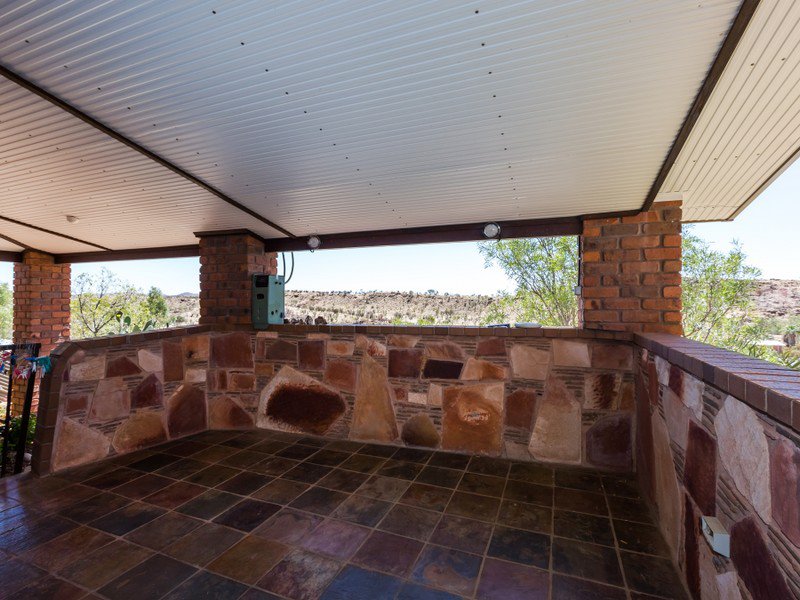 Photo - 18 Zeil Street, Araluen NT 0870 - Image 6