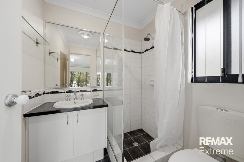 Photo - 18 Zeppelin Way, Tapping WA 6065 - Image 7